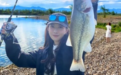 被老师抱到办公室里面C视频